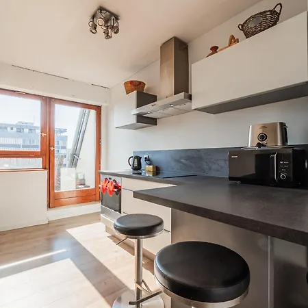 Panorama Cathedrale - Appt Lumineux Avec Parking Prive Appartement