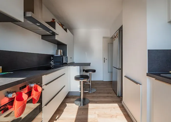 Panorama Cathedrale - Appt Lumineux Avec Parking Prive *